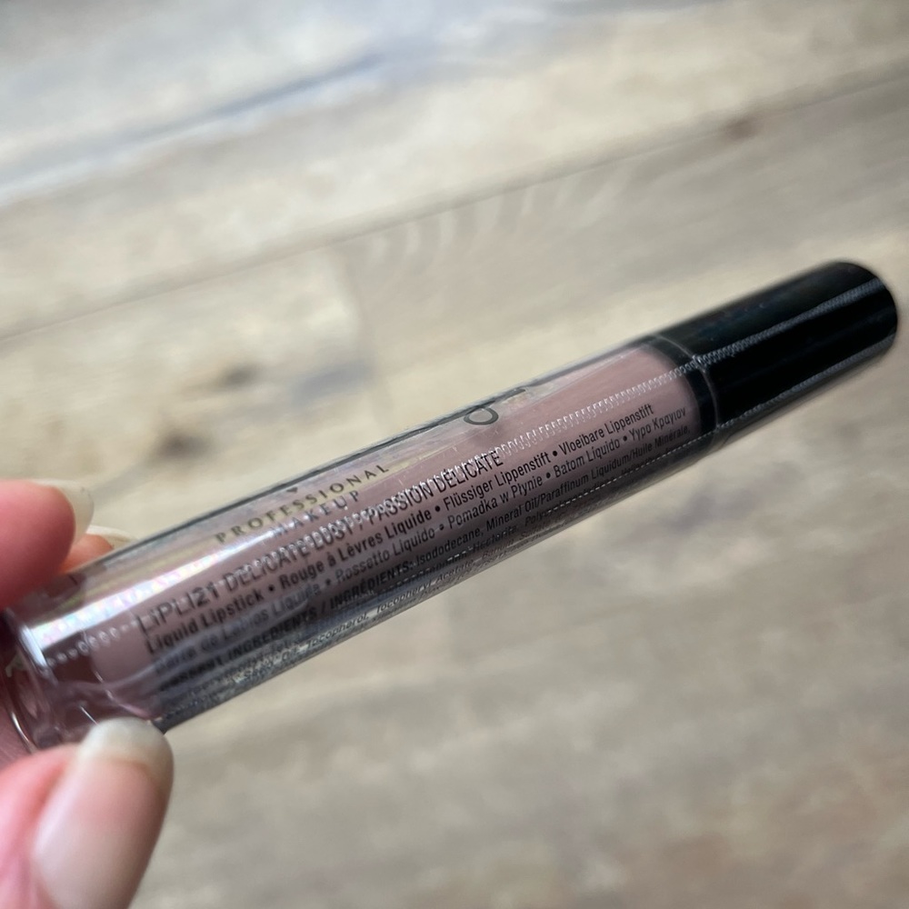 4 for $20 - new lip lingerie liquid lipstick - Picture 3 of 5